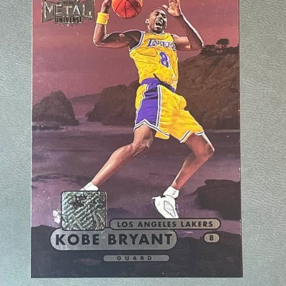 1997-98 Metal Universe Championship Kobe Bryant #86 Lakers EX+